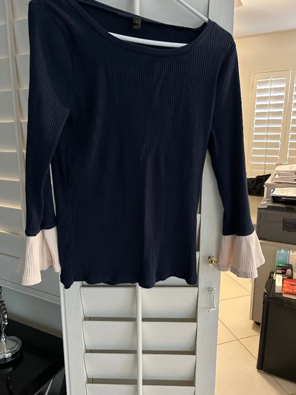 Stretch Navy Top with White Pleat Cuffs
